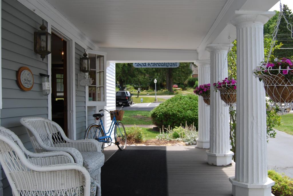 The French Country Inn Lake Geneva Esterno foto